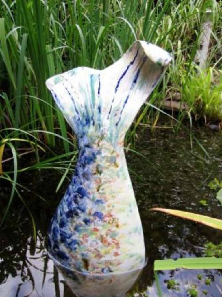 Large Fish Tail pond sculpture III - Diana Tonnison