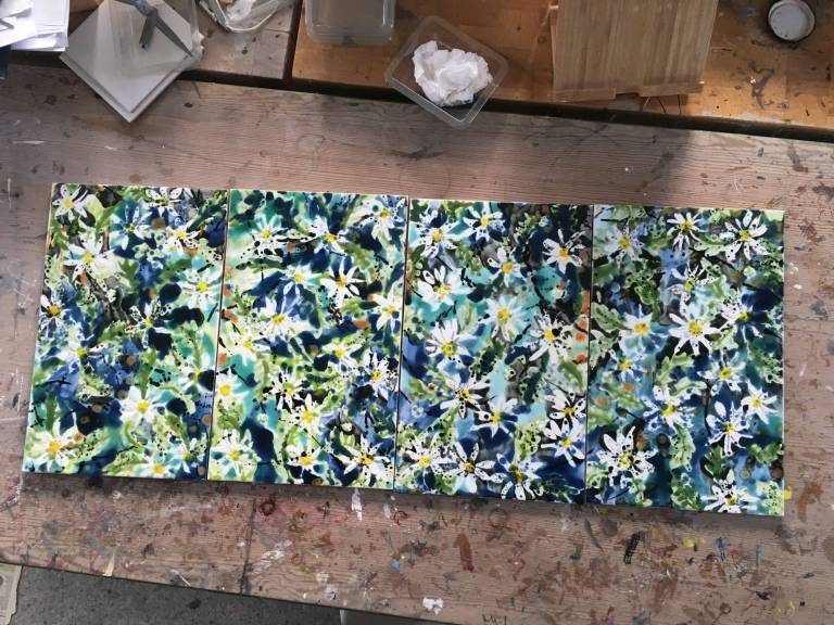 Ox Eye Daisies,  Mosaic tabletop - Diana Tonnison