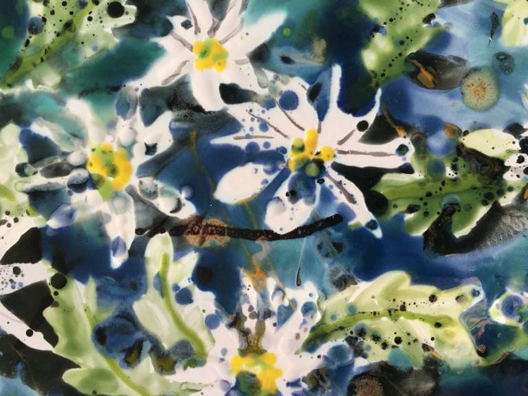 Ox Eye Daisies,  Mosaic tabletop - Diana Tonnison