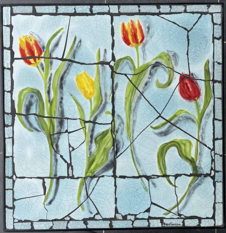 Tulips,  Mosaic tabletop - Diana Tonnison
