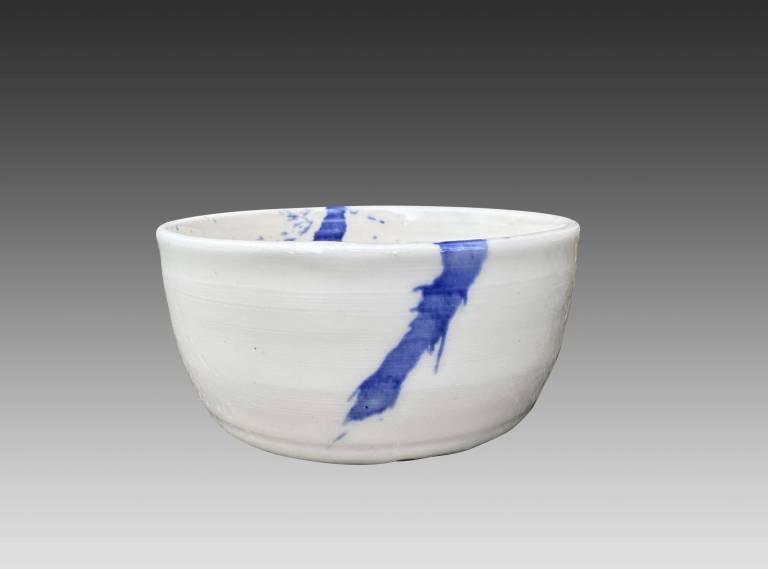 White bowl with blue flash - Essex Tyler