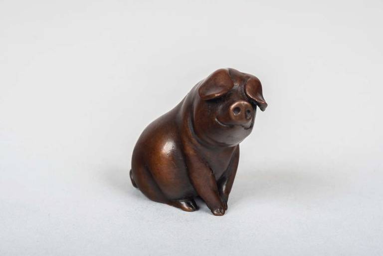 Sitting Pig - Robin Bouttell Pinkfoot Bronzes
