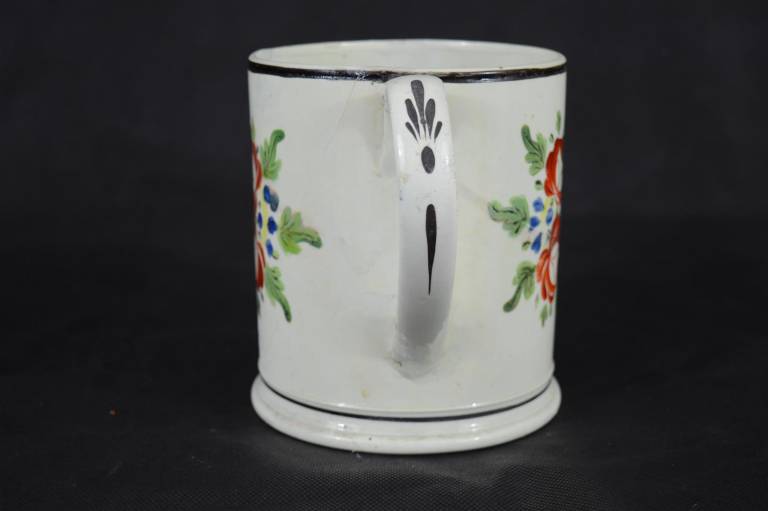 Early Pearlware Mug Beautifully Decorated - Unknown