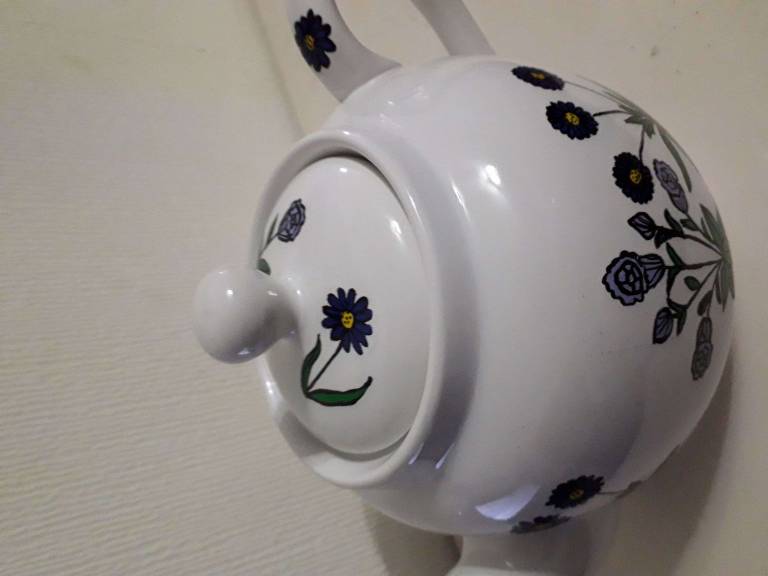 Purple Daisy Teapot - Polly Farrell