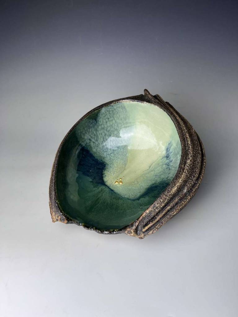 Hanna Salomonsson - Large 'Waters Edge' sculptural bowl
