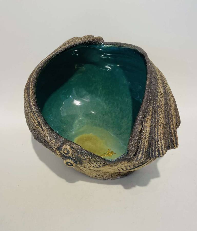 Medium Waters Edge sculptural bowl - Hanna Salomonsson