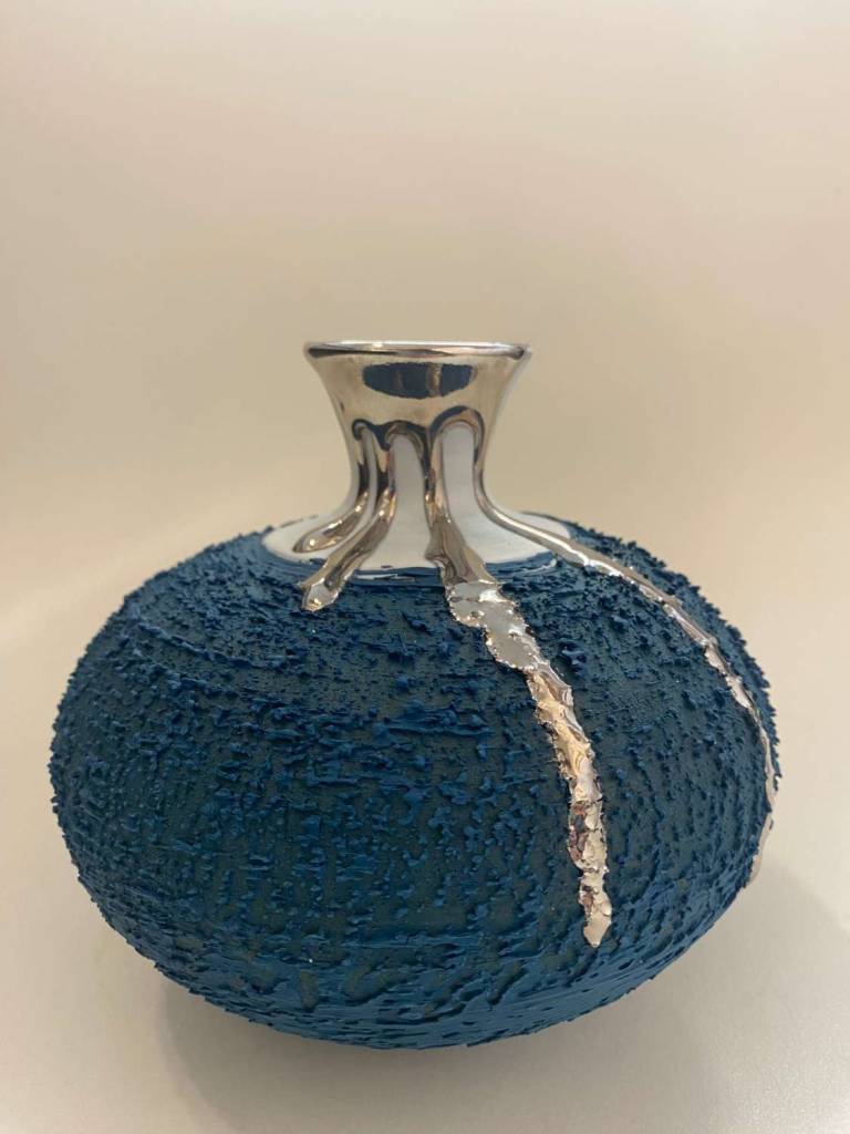 Emerald Textured Vase with Platinum Lustre - Alex McCarthy