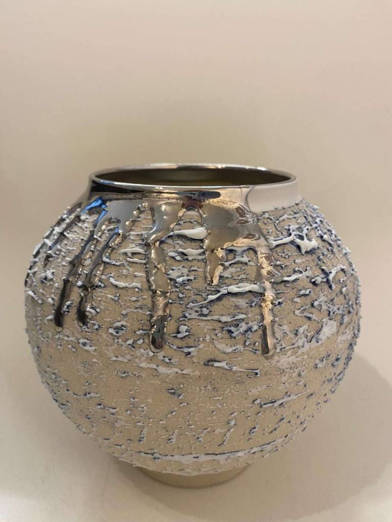 Textured Moon Jar with Platinum Lustre - Alex McCarthy
