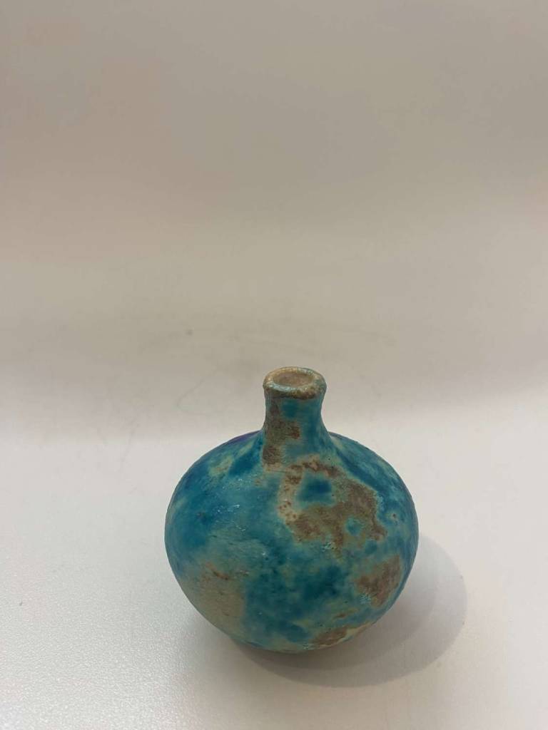 Helen Mc Cormick - Salcombe Sand Narrow Neck Bulbous Vessel
