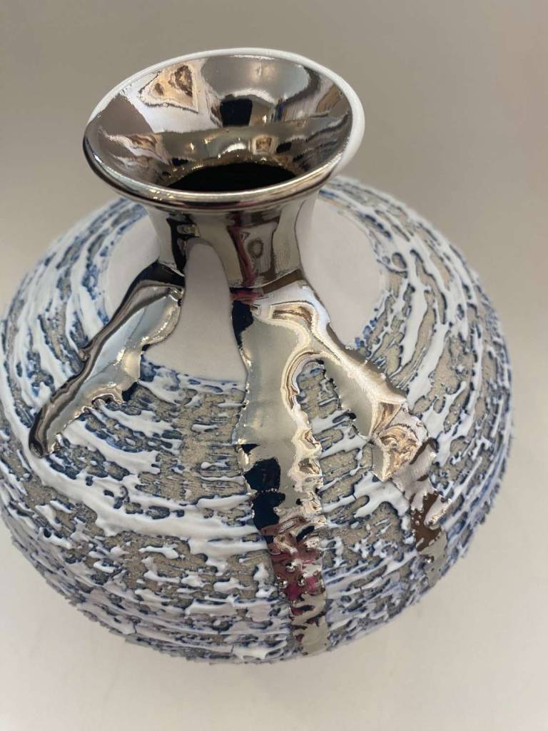 Textured Vase with Platinum Lustre 1 - Alex McCarthy