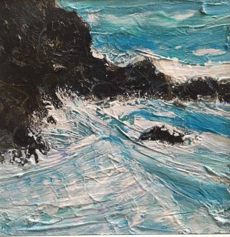 White Foam Splashing, un Dazzle,Dark Rocks. - Sally Bassett