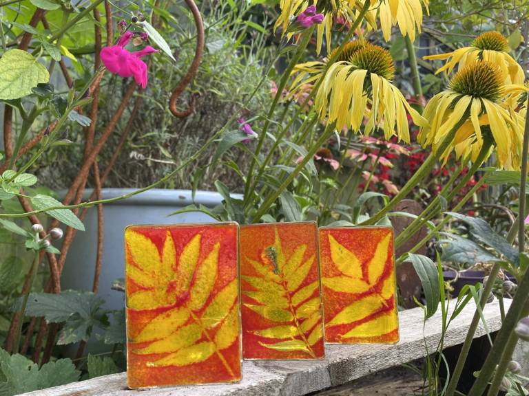 Phytology Tealight (Red/Yellow) - Copper Heart Glass