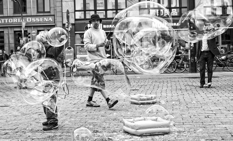 Bubbles, Berlin - Terry Jeavons