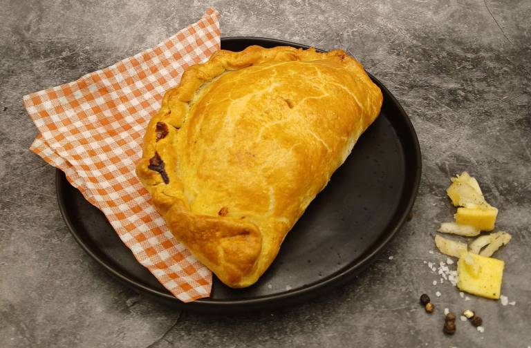 CORNISH PASTY. STANDARD - Penny's Pies