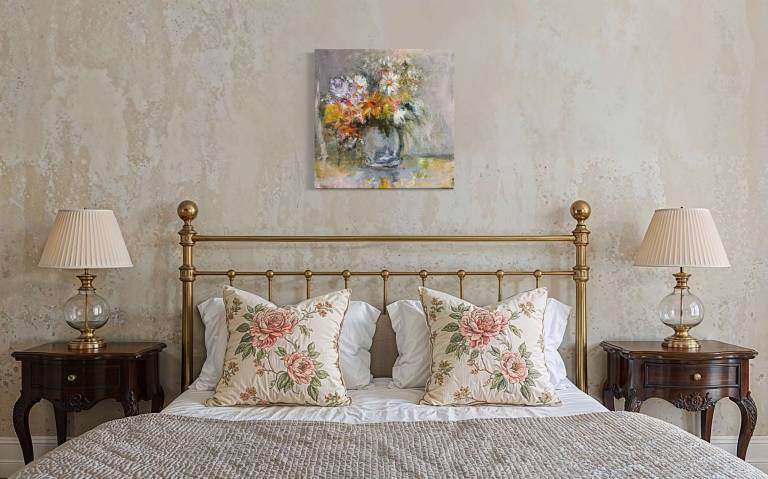 Moonshine and You - Hettie Pittman