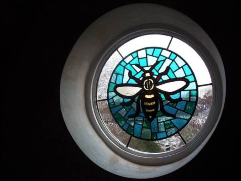 Bee Window, 800mm diameter - Caroline Channing