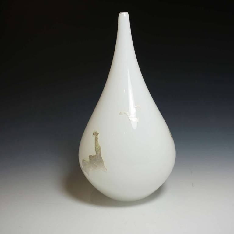 Dewdrop Opaque White With Silver Leaf