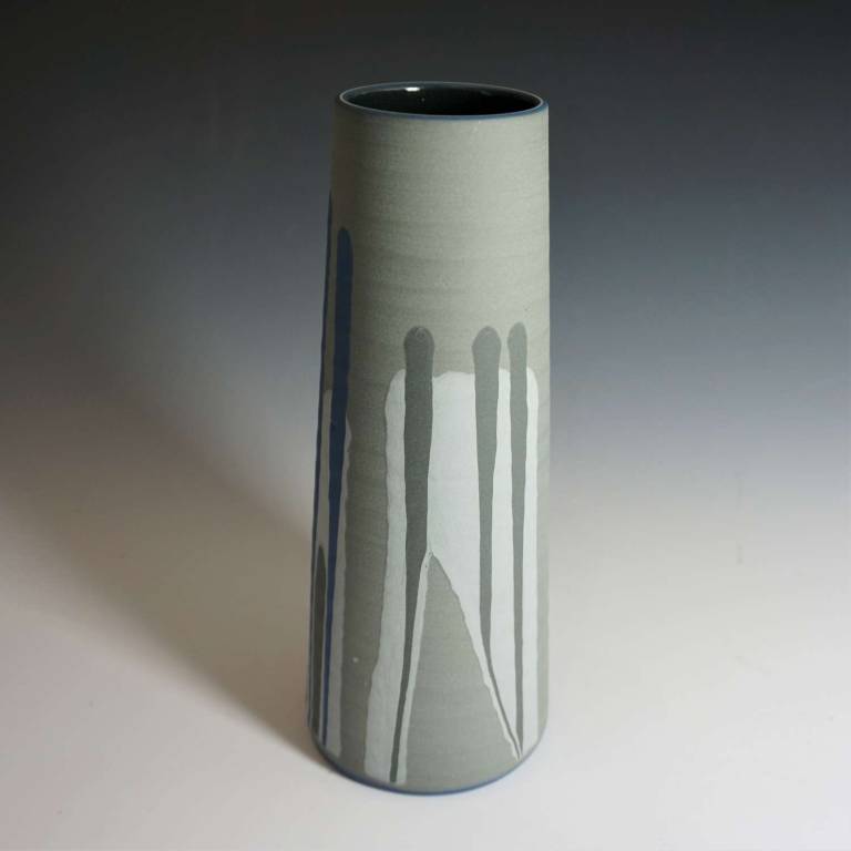 Medium Waterfall Stem Vase Light Grey