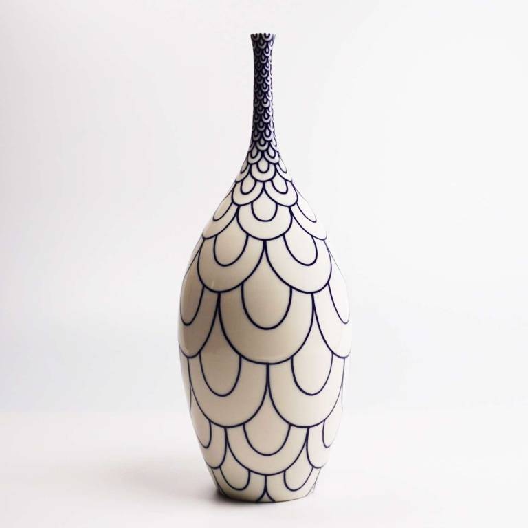 Extra Large Double Scalloped Bottle