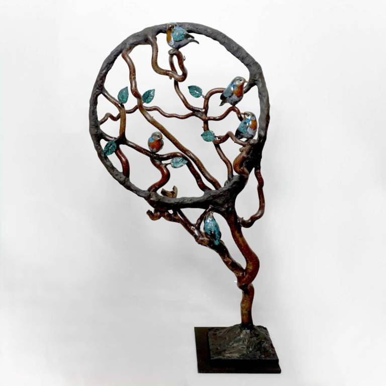 Five Robins in a Hazel Round